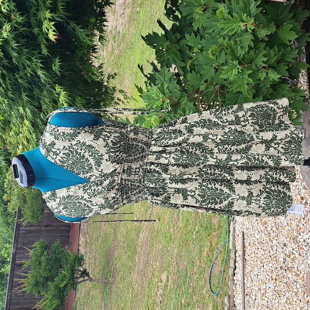 CUPSHE SIZE S SUMMER DRESS. New with tags.